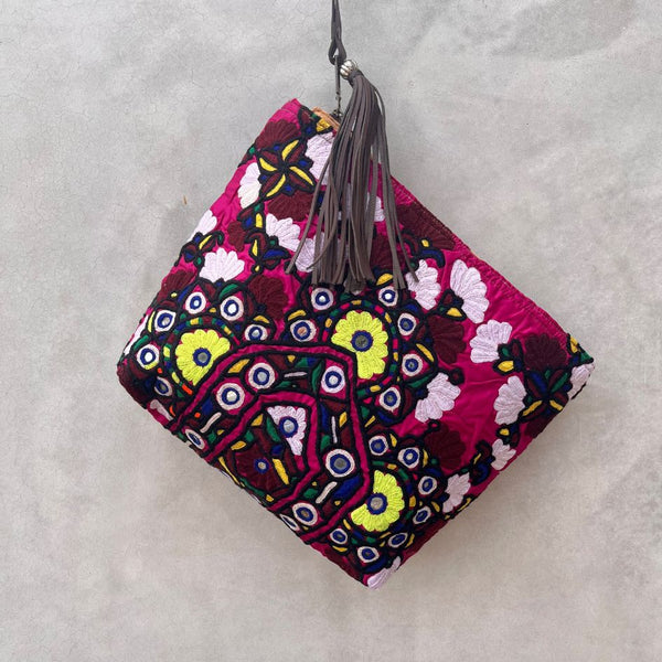 Shiva Clutch Fuchsia