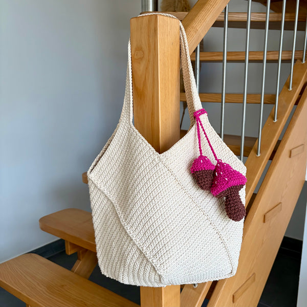 Kamalaya Crochet Bucket Tote Small Natural / Red