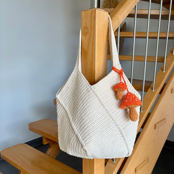 Kamalaya Crochet Bucket Tote Small Natural / Red