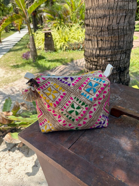 Viet Batik Cosmetic Large Puka Tassel Sand Multi