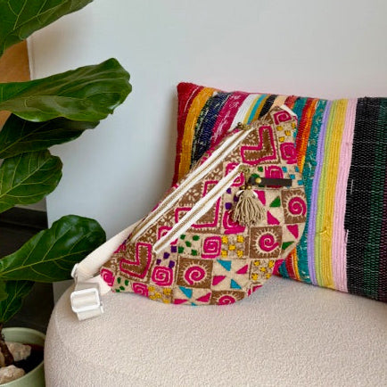 Viet Batik Sling Bag Sand / Pink