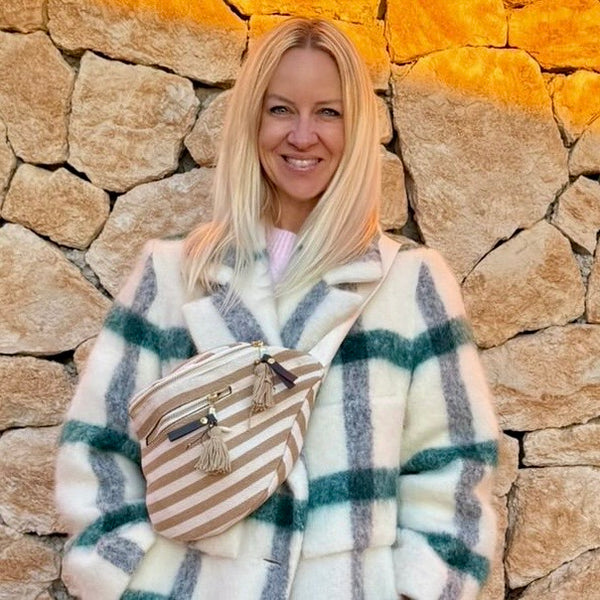 Valerie Sling Bag Sand